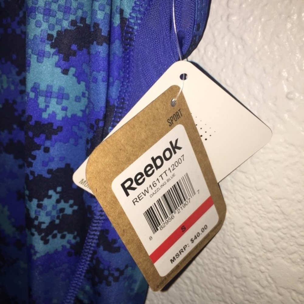 2 NWT Reebok Tank Tops - Picture 3 of 8